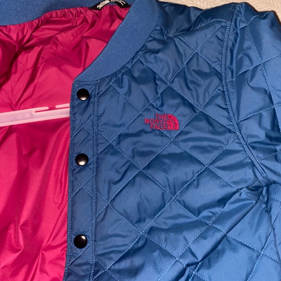 Pre -Owned Authentic North Face Jacket🧥📦✅😻 - Picture 4 of 10